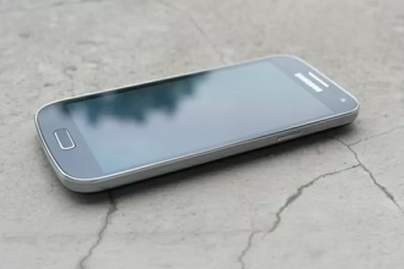 Samsung Galaxy S4 mini оригинал 3